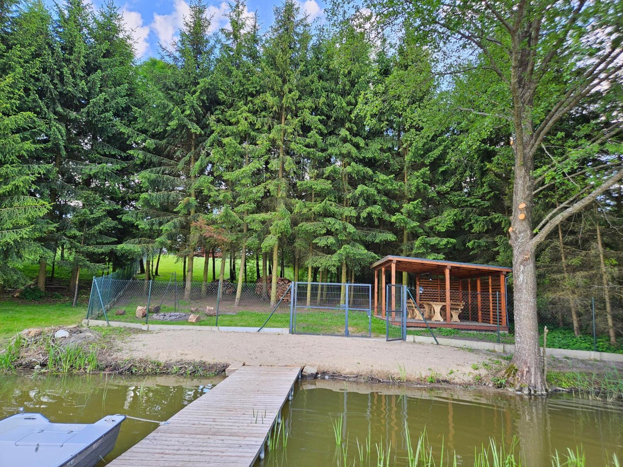 Lepaki Lake Moldzie 외부 사진